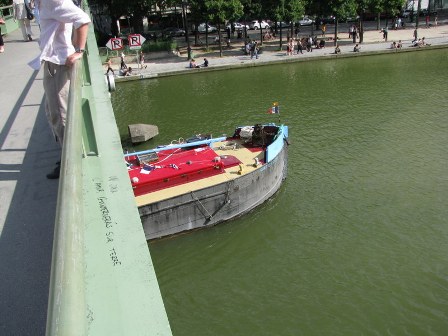 Barge Handling